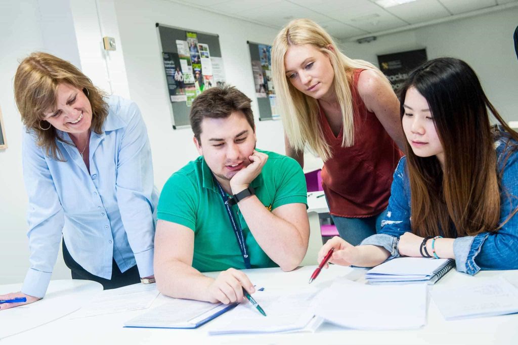 UK Degree in Malaysia | Study Degree In UK | Dual Award - IUMW
